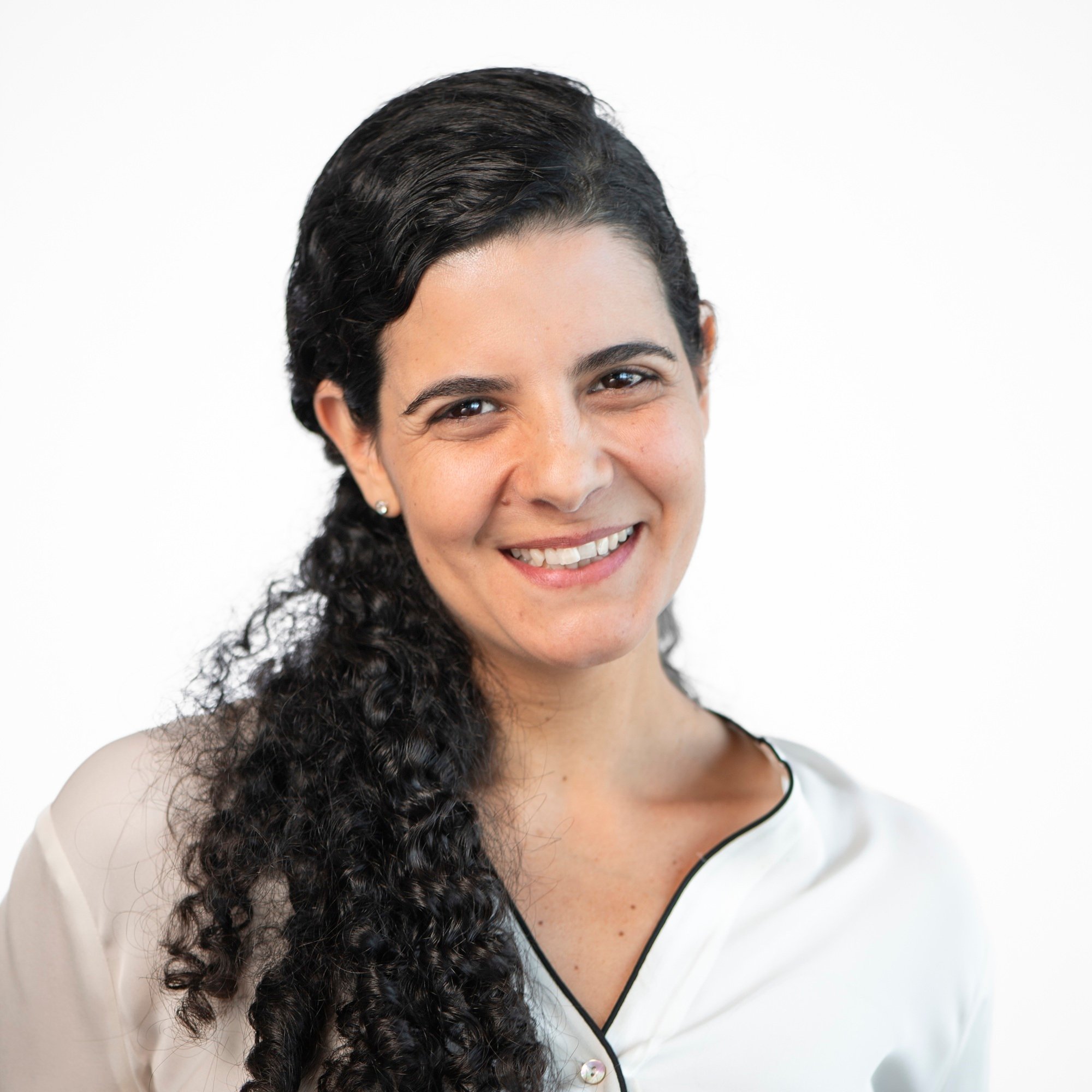 Moran Cabili-headshot 2024-1